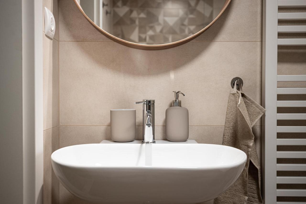 Ozone One Apartment Budapest Extérieur photo