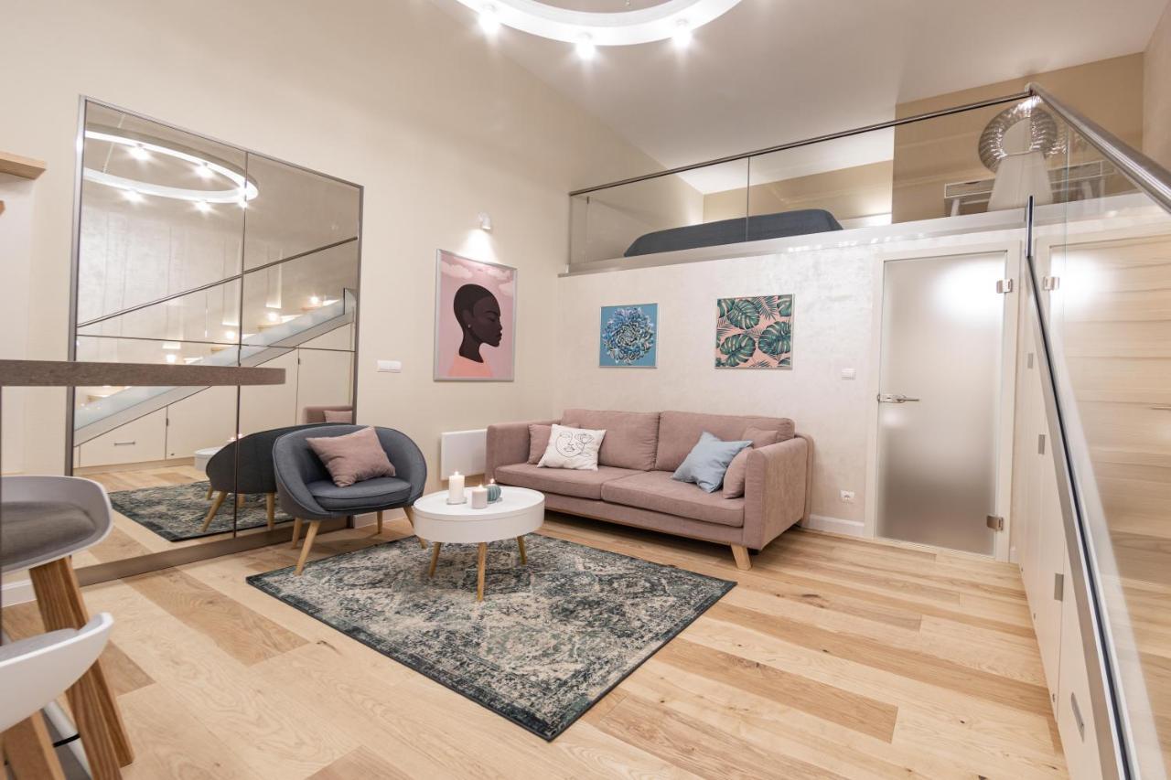 Ozone One Apartment Budapest Extérieur photo